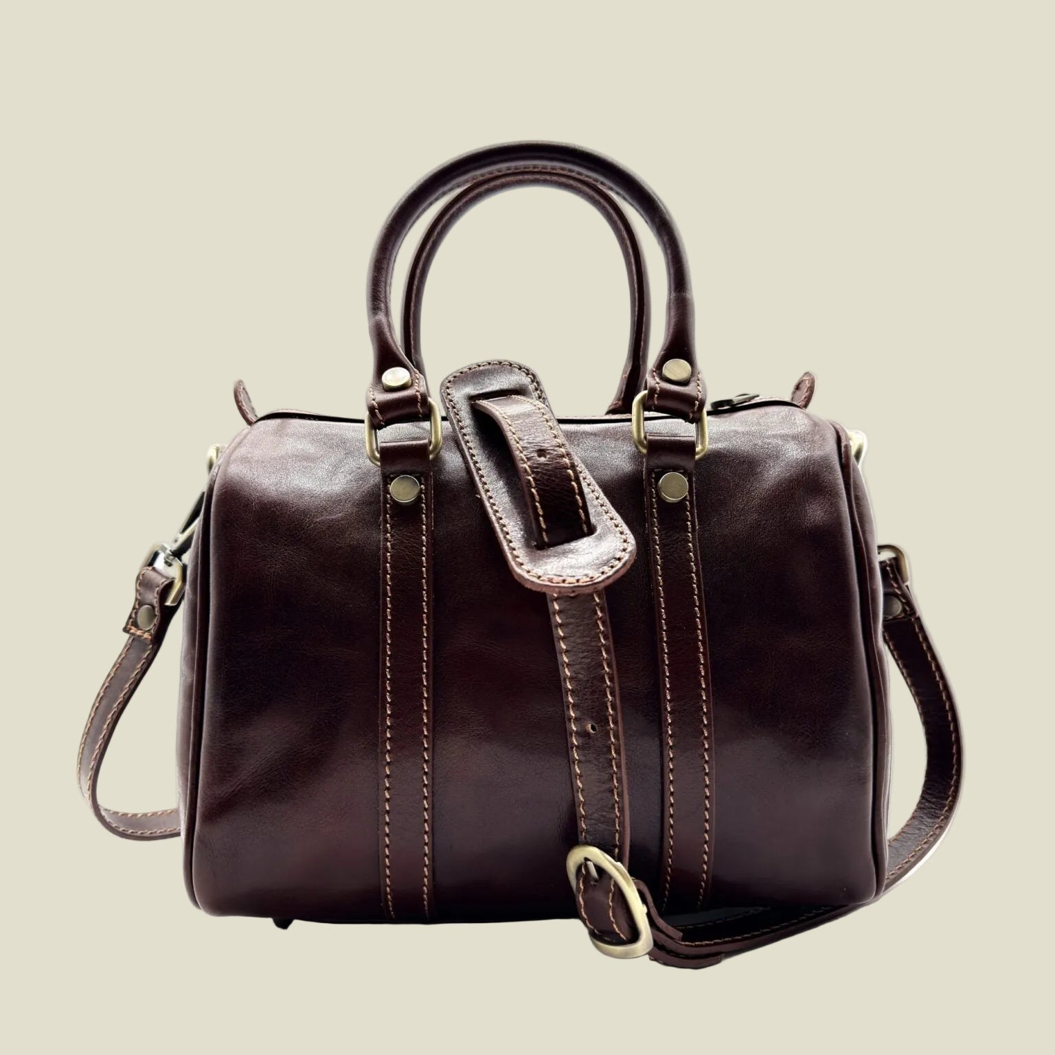 Vittoria Leather Hand Bag