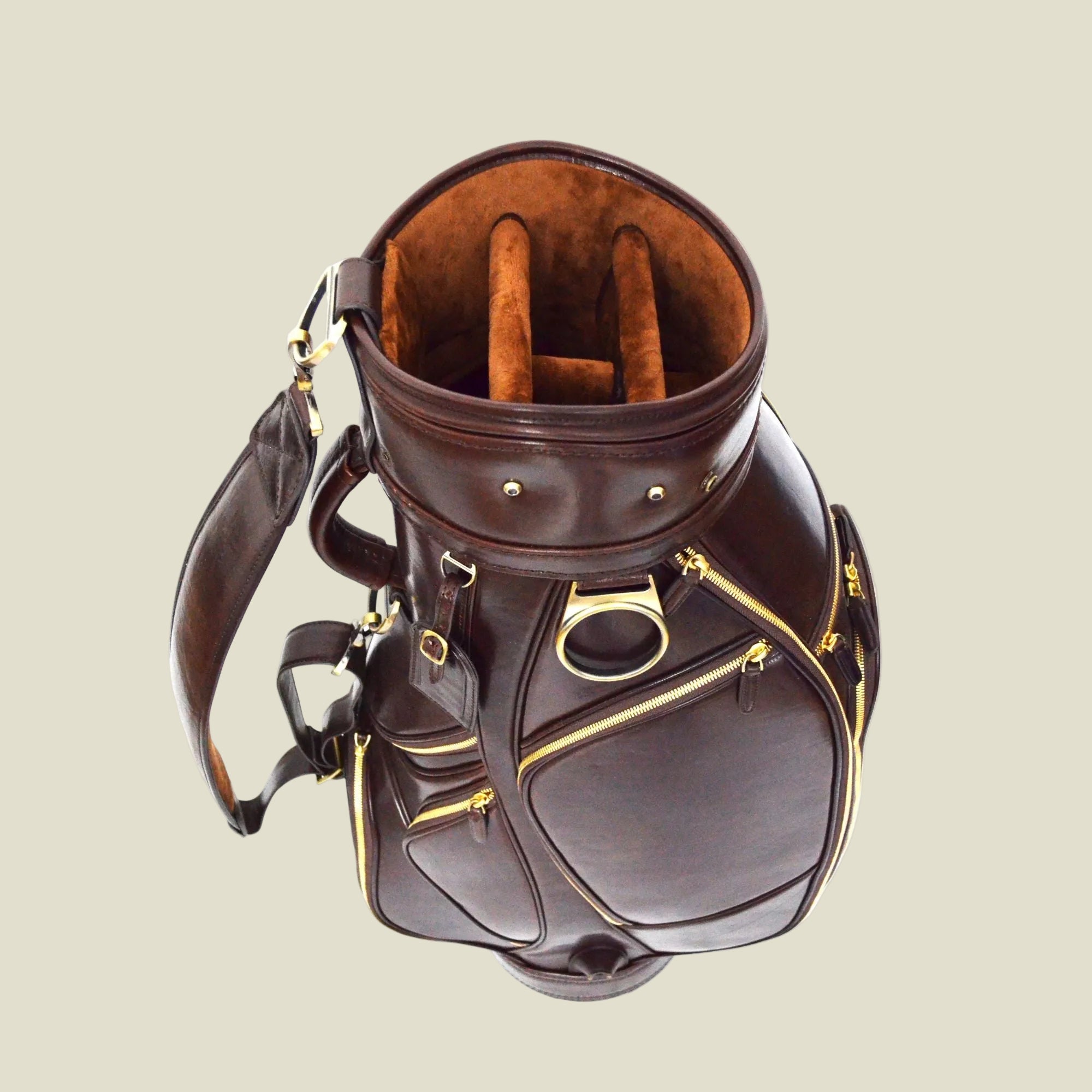 Limited Edition Italian Leather Golf Bag – Multifunctional Design with Built-In Compartments